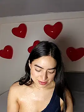 Snapshot of saasha_Petit chatting on 02/13/26, 10:26 saasha Petit online show from 02/13/26, 10:26