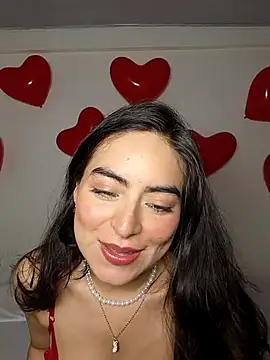 Snapshot of saasha_Petit chatting on 02/10/26, 10:25 saasha Petit online show from 02/10/26, 10:25