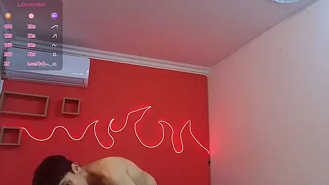 Neo Twink online show from 04/07/26, 07:04