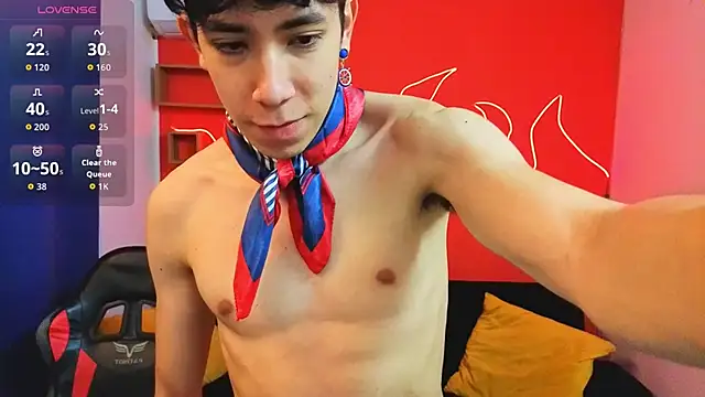 Snapshot of Neo_Twink chatting on 02/07/26, 07:11 Neo Twink online show from 02/07/26, 07:11