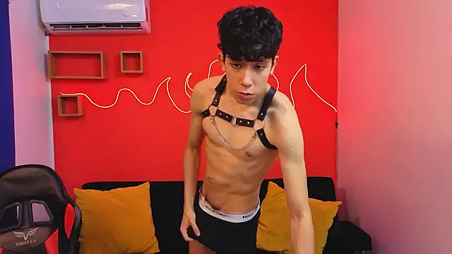 Snapshot of Neo_Twink chatting on 02/11/26, 07:14 Neo Twink online show from 02/11/26, 07:14