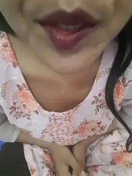 Riya rani8 online show from 03/18/26, 03:46