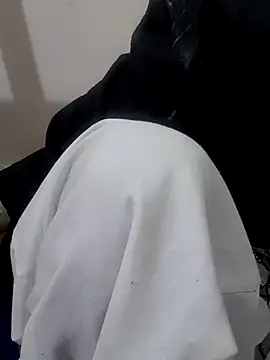 Riya rani8 online show from 01/10/26, 03:40