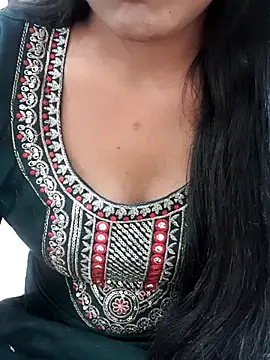 Riya rani8 online show from 04/10/26, 03:08