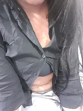 Riya rani8 online show from 01/05/26, 05:38