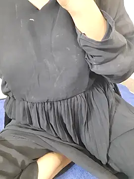 Riya rani8 online show from 04/21/26, 05:08