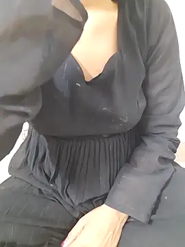 Riya rani8 online show from 04/19/26, 07:16