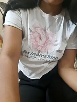 Riya rani8 online show from 04/21/26, 01:42