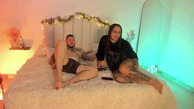 Snapshot of LilithSamael chatting on 12/19/25, 02:59 LilithSamael online show from 12/19/25, 02:59