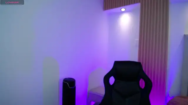 Kat Cute online show from 04/23/26, 03:57