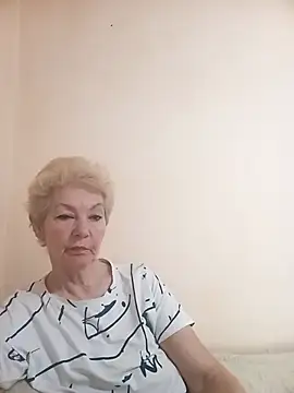 Calypso-Loove online show from 04/25/26, 07:11