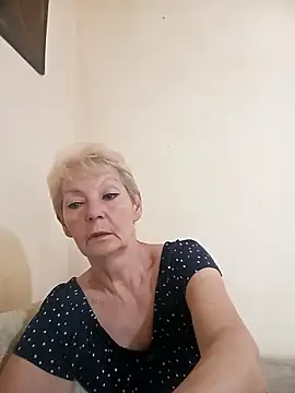 Snapshot of Calypso-Loove chatting on 06/11/26, 08:11 Calypso-Loove online show from 06/11/26, 08:11