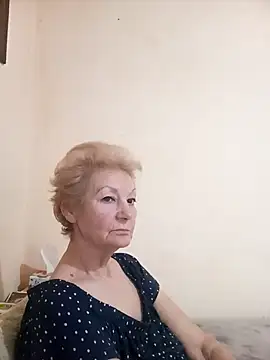 Calypso-Loove online show from 05/14/26, 01:52