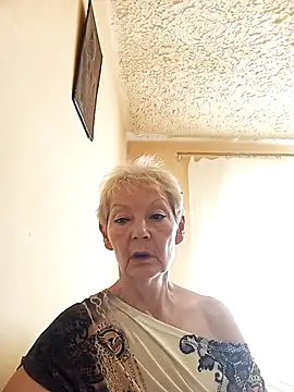 Snapshot of Calypso-Loove chatting on 07/14/26, 09:03 Calypso-Loove online show from 07/14/26, 09:03