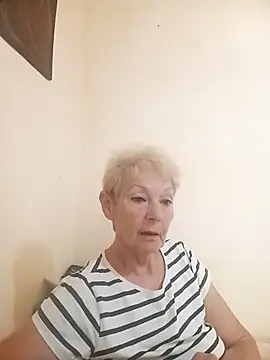 Snapshot of Calypso-Loove chatting on 06/29/26, 08:21 Calypso-Loove online show from 06/29/26, 08:21