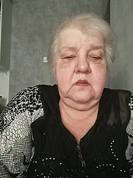 HapinessLovee online show from 02/24/26, 09:54