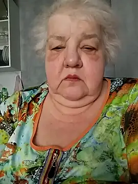 HapinessLovee online show from 03/04/26, 10:34