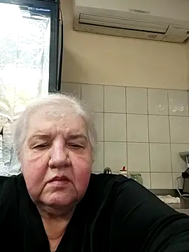 HapinessLovee online show from 12/19/25, 08:06