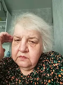 HapinessLovee online show from 04/14/26, 06:40