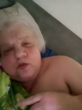 HapinessLovee online show from 04/04/26, 05:47