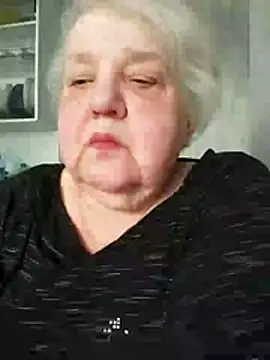 HapinessLovee online show from 03/18/26, 10:07