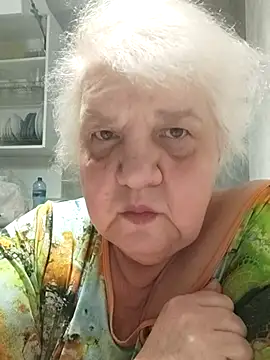 HapinessLovee online show from 04/14/26, 07:52