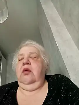 HapinessLovee online show from 03/22/26, 07:21