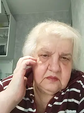 HapinessLovee online show from 04/12/26, 05:44