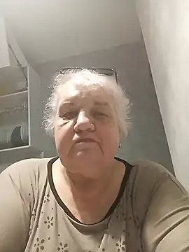 HapinessLovee online show from 02/13/26, 07:25