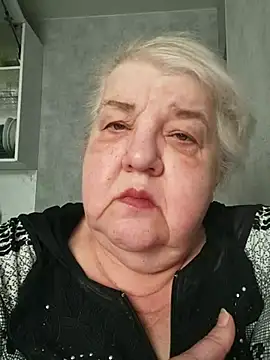 HapinessLovee online show from 03/02/26, 10:33