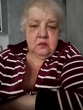 HapinessLovee online show from 02/09/26, 10:24