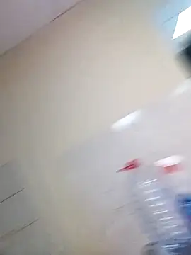 Snapshot of HapinessLovee chatting on 12/16/25, 02:43 HapinessLovee online show from 12/16/25, 02:43