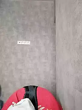 HapinessLovee online show from 04/16/26, 08:37