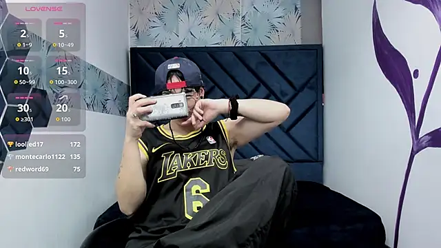 Kiara Fox   online show from 01/08/26, 08:37