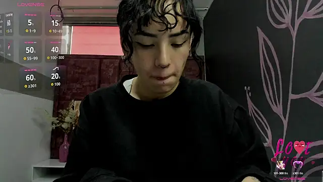 Kiara Fox   online show from 03/31/26, 07:16