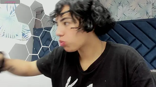 Kiara Fox   online show from 01/13/26, 07:51