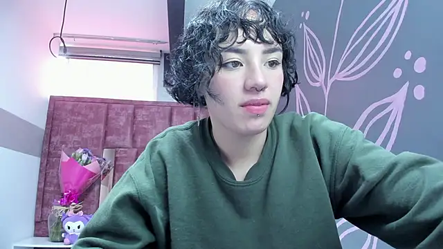 Kiara Fox   online show from 03/02/26, 09:11