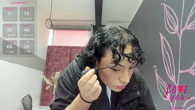 Kiara Fox   online show from 03/16/26, 08:33