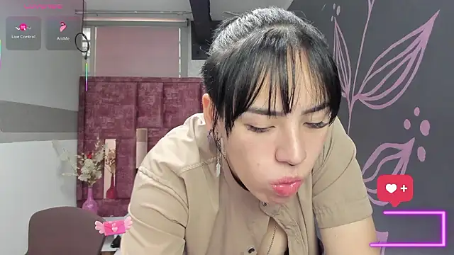 Kiara Fox   online show from 02/11/26, 08:09