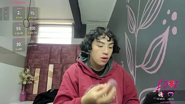 Kiara Fox   online show from 02/25/26, 08:30