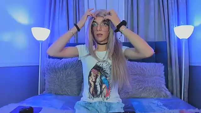 Snapshot of Lis_Pearson chatting on 02/03/26, 03:48 Lis Pearson online show from 02/03/26, 03:48