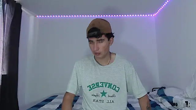 Dave hot1 online show from 12/17/25, 06:13