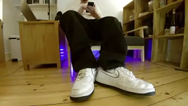 Snapshot of jonas_camboy chatting on 02/24/26, 05:25 jonas camboy online show from 02/24/26, 05:25