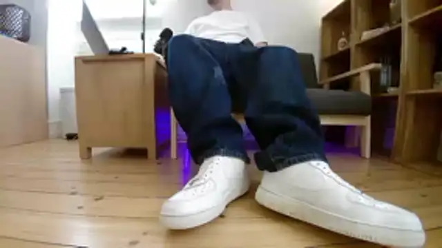 Snapshot of jonas_camboy chatting on 02/21/26, 03:14 jonas camboy online show from 02/21/26, 03:14