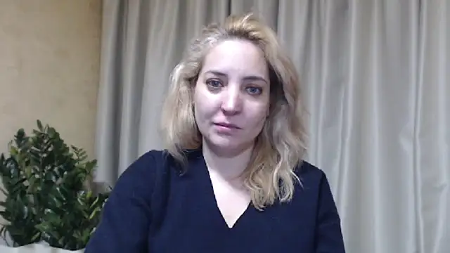 Snapshot of sweetpussy chatting on 02/13/26, 08:20 sweetpussy online show from 02/13/26, 08:20