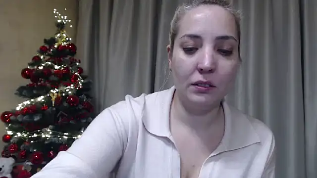 Snapshot of sweetpussy chatting on 01/07/26, 03:06 sweetpussy online show from 01/07/26, 03:06