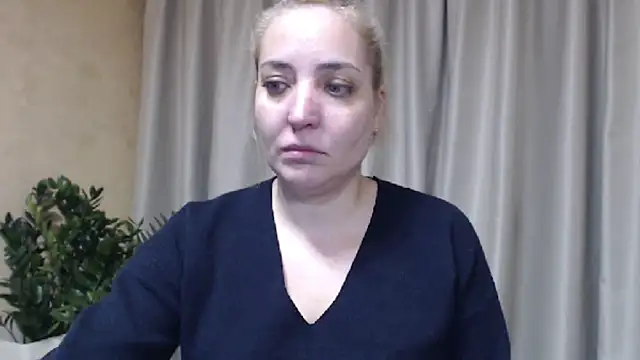 Snapshot of sweetpussy chatting on 01/19/26, 12:14 sweetpussy online show from 01/19/26, 12:14