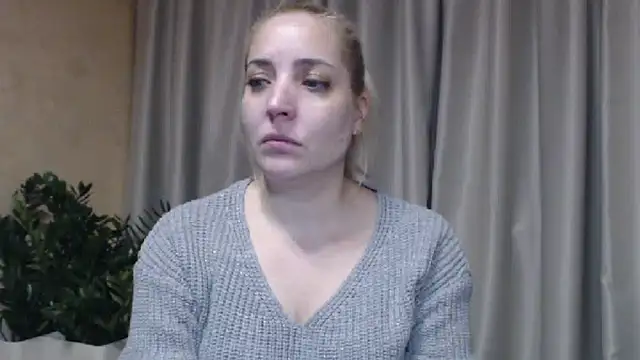 Snapshot of sweetpussy chatting on 01/14/26, 01:48 sweetpussy online show from 01/14/26, 01:48