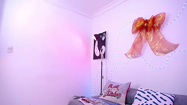 Sofia tgn online show from 12/13/25, 08:04