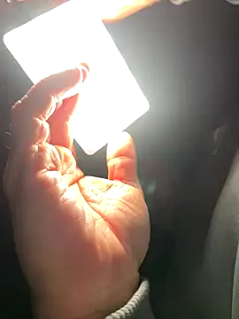 Snapshot of jack-the-dad chatting on 12/17/25, 08:52 jack-the-dad online show from 12/17/25, 08:52